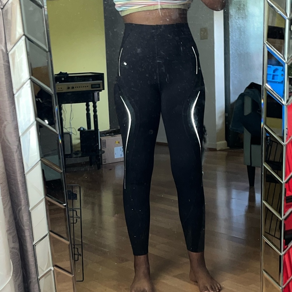 Adidas 
Tailored HIIT Luxe 45 seconds Training 7/8 Leggings